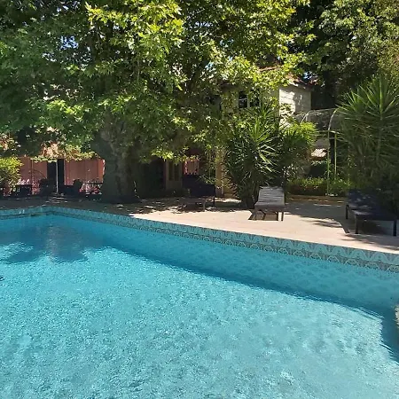 Maison Avec Piscine, Tennis, Sauna Дом отдыха Marsillargues